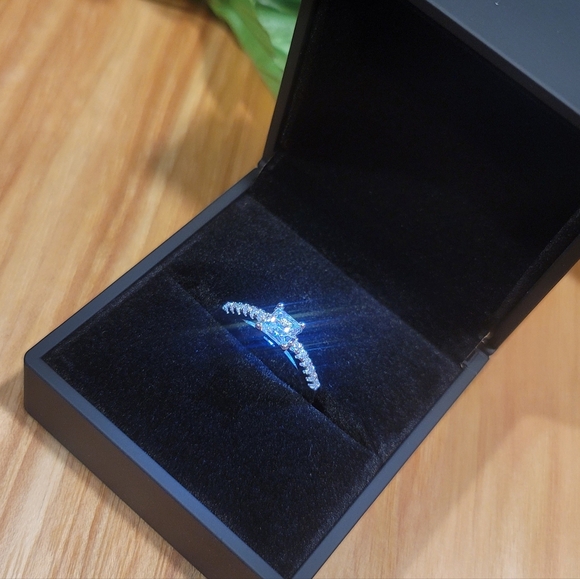 LED BLACK Proposal Ring Box for  Wedding, Engagement - Luxury Jewelry Gift Box - Picture 2 of 7